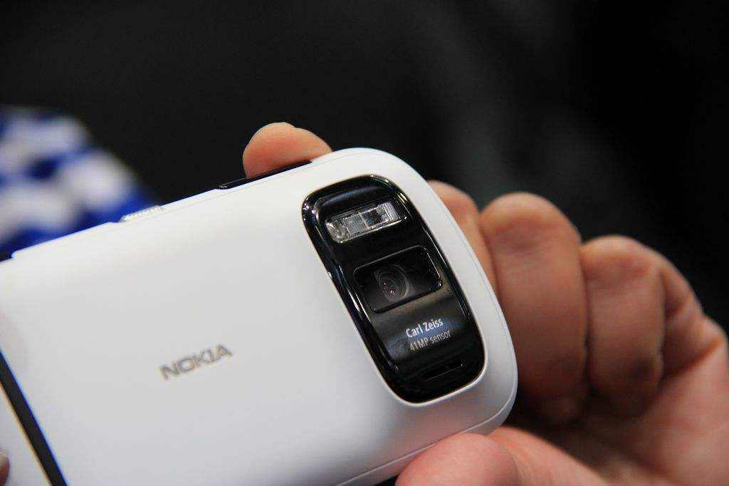 oppofindx3pro能和iphone比吗,oppofindx3真实体验