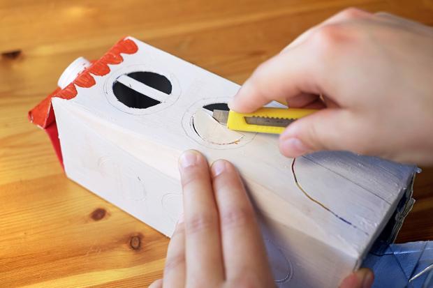 中秋灯笼手工简单又漂亮一年级,中秋儿童diy手提灯笼益智发光玩具