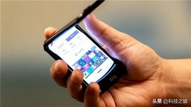 联想折叠机杨元庆,杨元庆联想手机有信心打翻身战