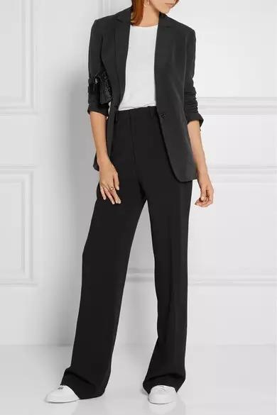 女生西装怎么穿高级好看,女士西装该怎么穿才好看