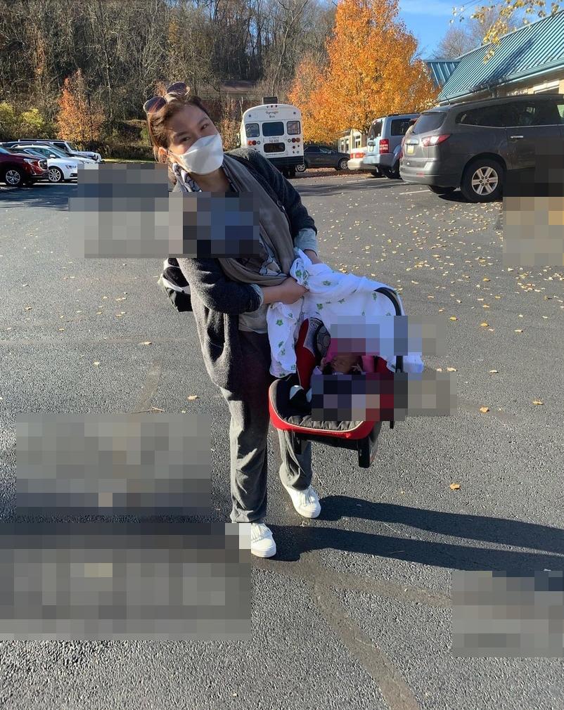 83岁钢琴大师刘诗昆为2岁女儿庆生,钢琴大师刘诗昆再度当爸