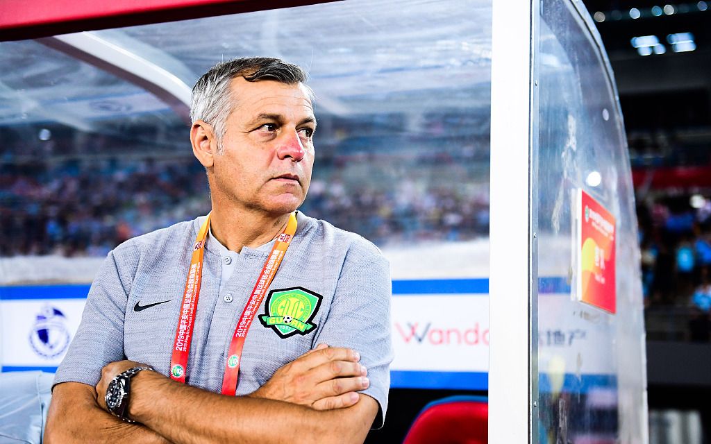 巴坎布快乐足球vs扎哈维,快乐足球四大代表人物巴坎布