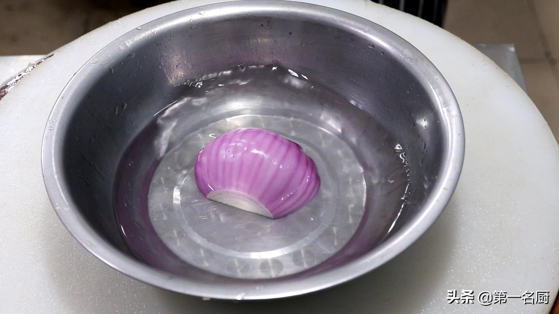 凉拌菜黄瓜洋葱怎么放调料,家常黄瓜洋葱凉菜的做法