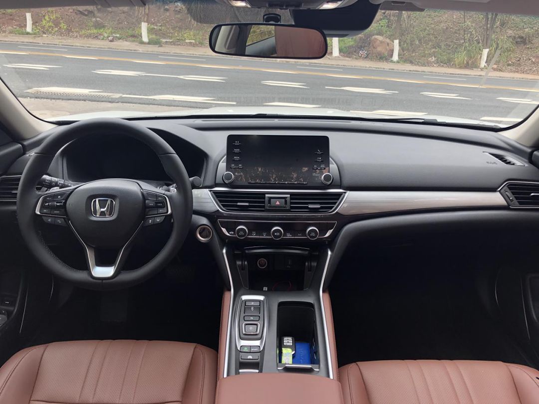 雅阁凯美瑞inspire混动对比视频,混动凯美瑞和混动雅阁怎么选