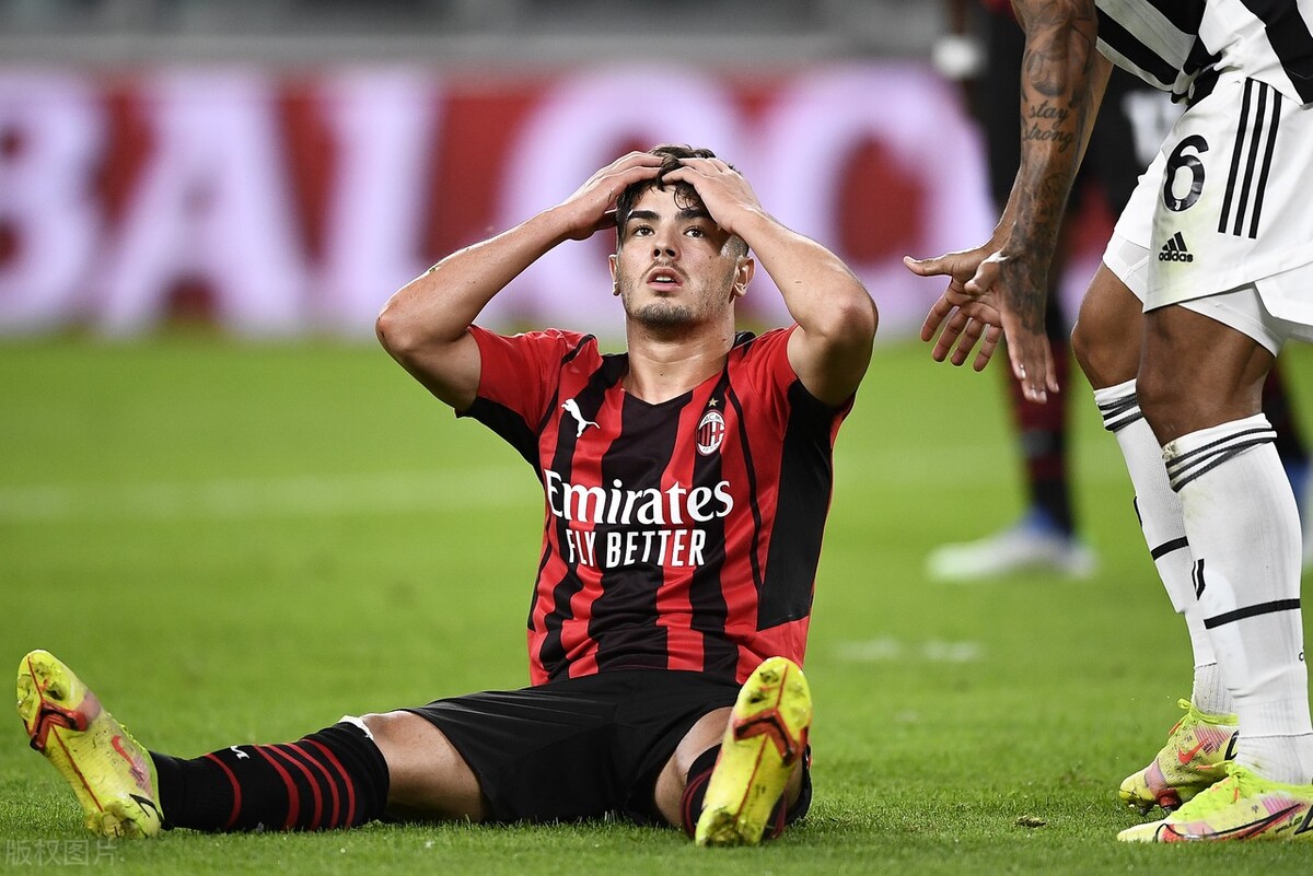 AC米兰客场击败维罗纳,尤文4:0胜ac米兰