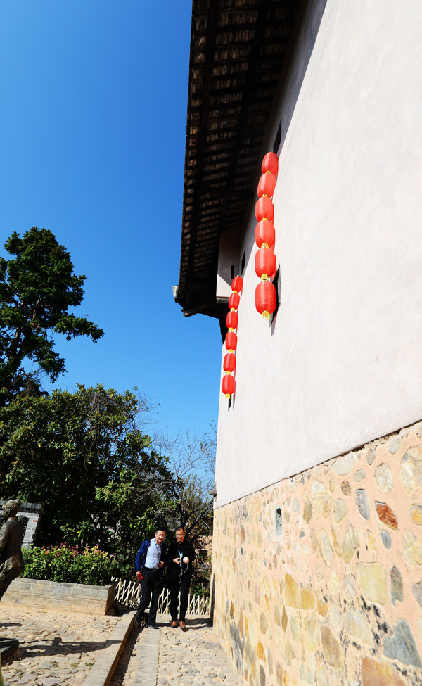 全南石为土围屋介绍,客家土围楼图片