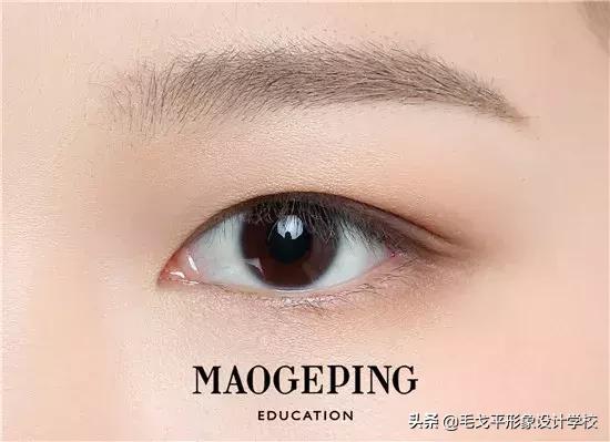 眼妆怎么画显大又干净单眼皮内双,没有内双的单眼皮怎么画眼妆