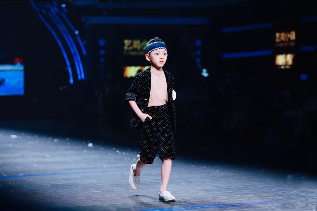 璁胯皥椋庨噰,椋庨噰鏉ㄦ緶鐩存挱