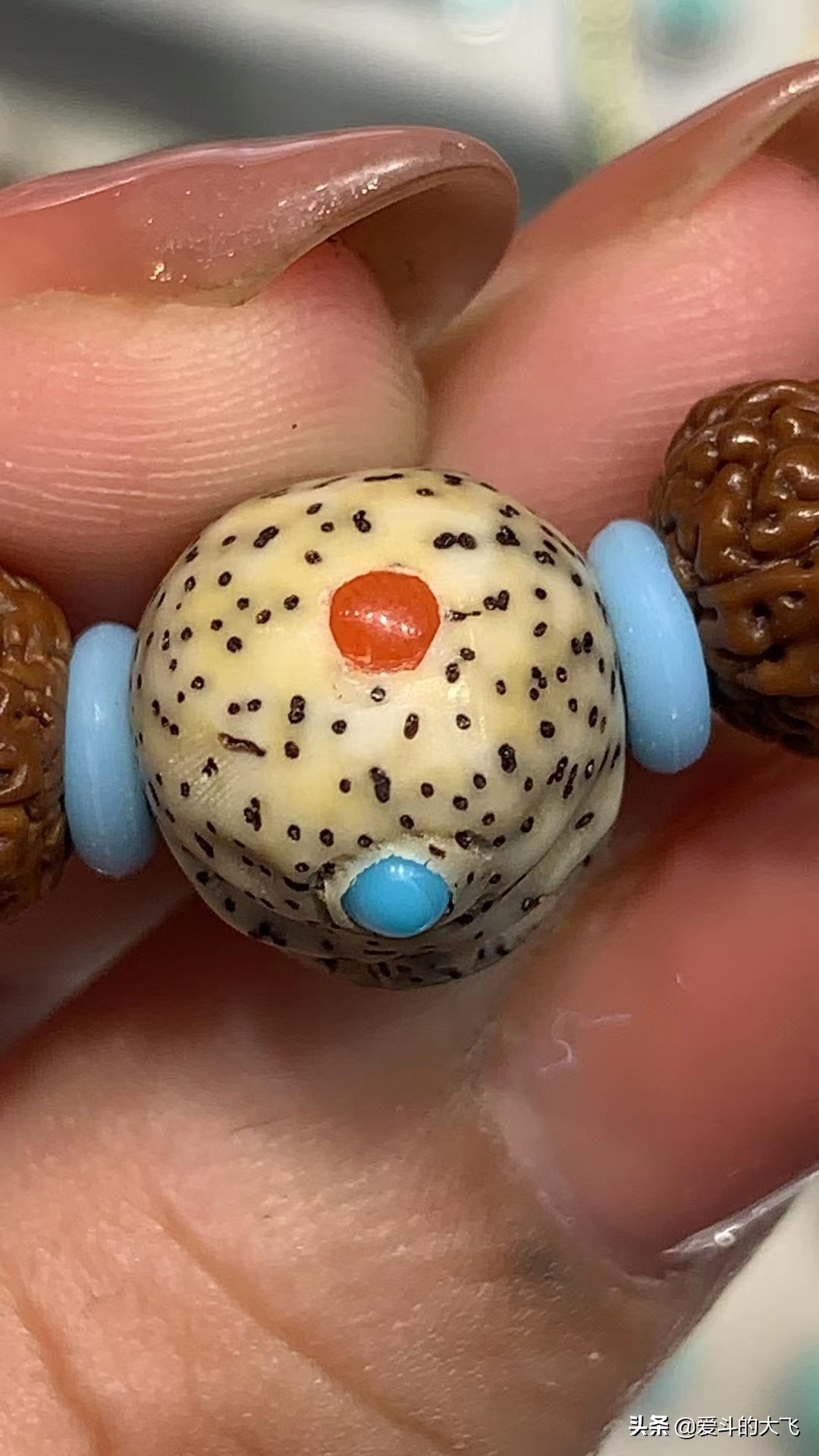 客户定制大果紫檀,专业小金刚配饰