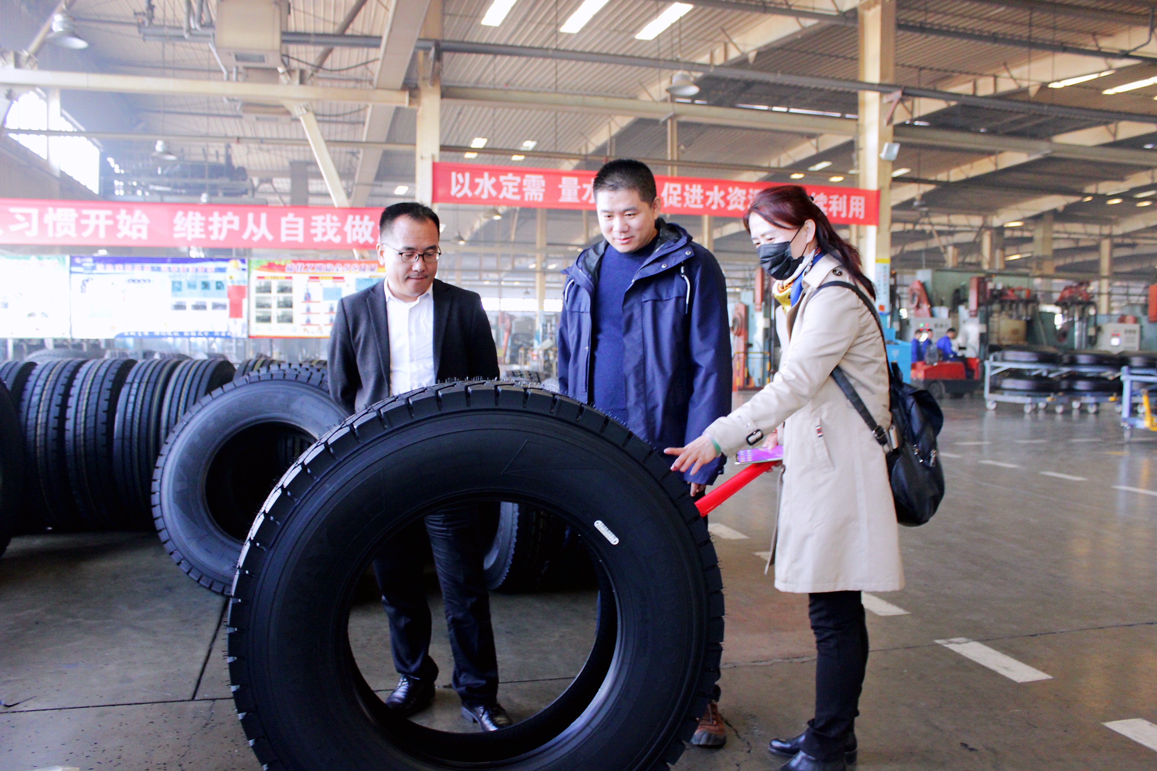 《中国品牌推介》栏目走进民企500强宁夏大地集团