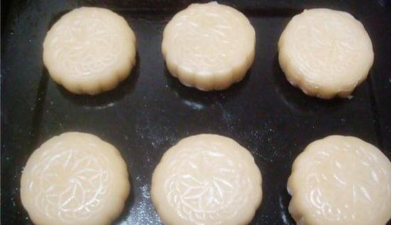 中秋自家制作月饼怎么做,月饼的做法及配方教你怎么做