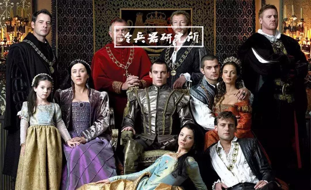 朋友圈炫富高级感,朋友圈的炫富一族到底是真富吗