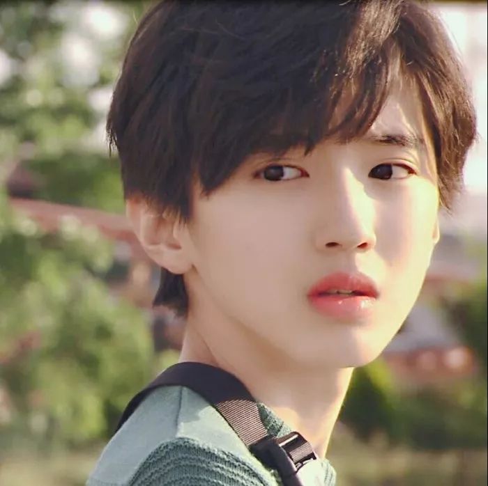 男生头像帅气冷酷霸气漫画图片,帅气头像男生霸气冷酷配上机车