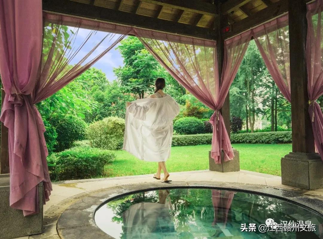 天凉了，告别秋燥，温泉养生约起来吧！