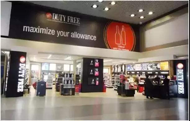 下了飞机运的行李要从哪里拿,下了飞机去哪里取托运的行李