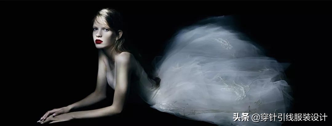 关于服装业发展现状及趋势的看法,服装市场生意惨淡的原因