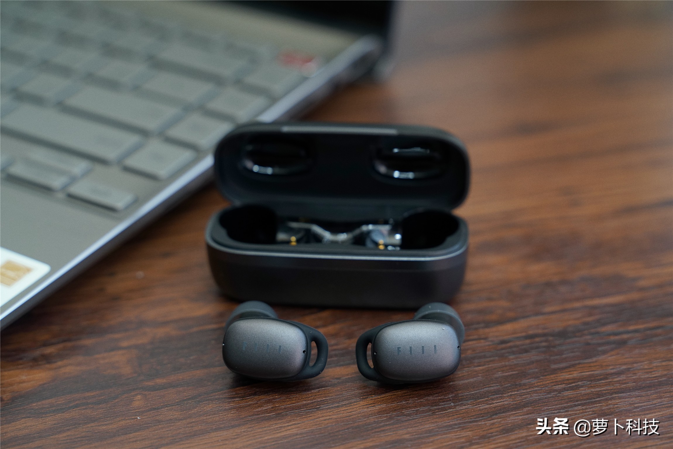 钃濈墮鑰虫満tws2pro,fiil钃濈墮鑰虫満tws