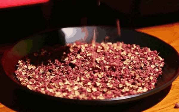 在床底放一把花椒,在床底放一把花椒真是厉害了