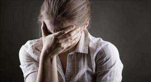 女性控制不住尿是什么原因,女性尿液不受控制流出来原因