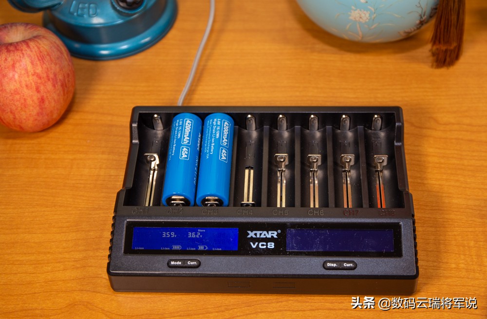 高端镍氢电池充电器,镍氢电池智能充电器推介