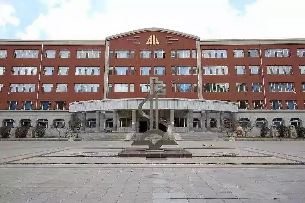 长春占地面积最大的高中,长春树仁高中和文苑高中哪个更好