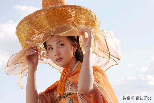 8位知名女星今昔对比,青岛十大美女明星