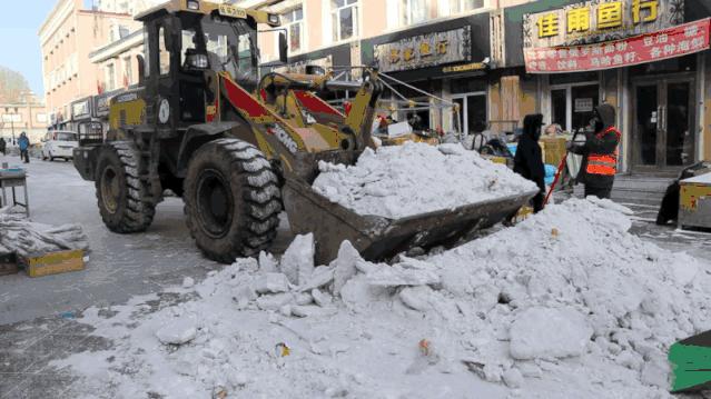 在祖国最东边零下20度的夜里，直播捞鱼