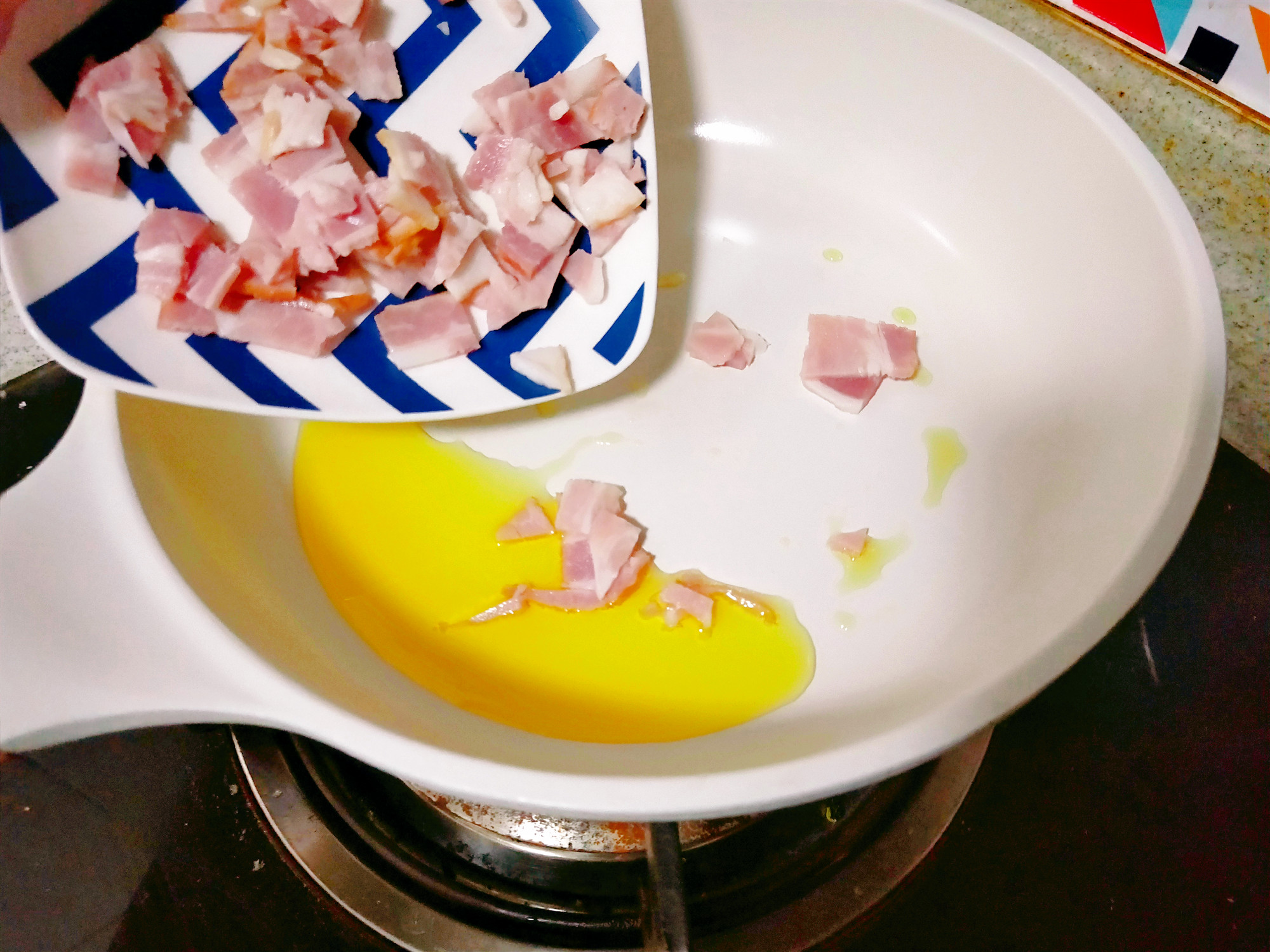 番茄土豆炖牛肉的正宗做法,土豆番茄炖牛肉的家常做法