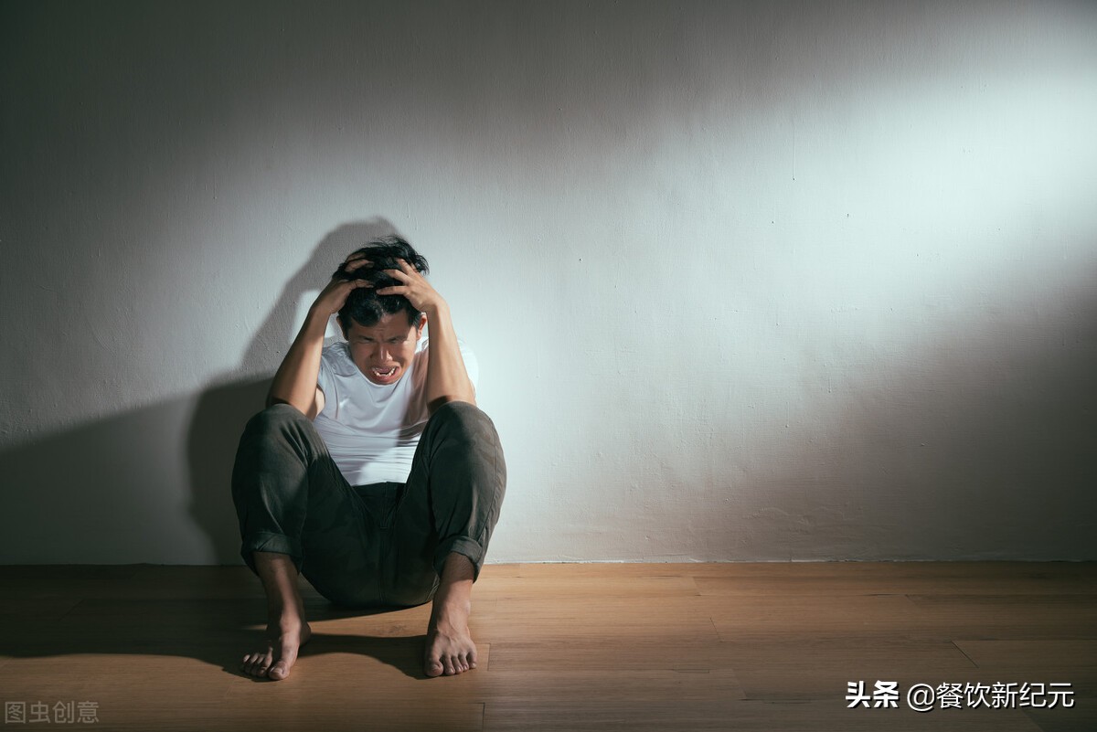 裸辞在广州开火锅店后，血亏230万，我含着泪，走上了天台