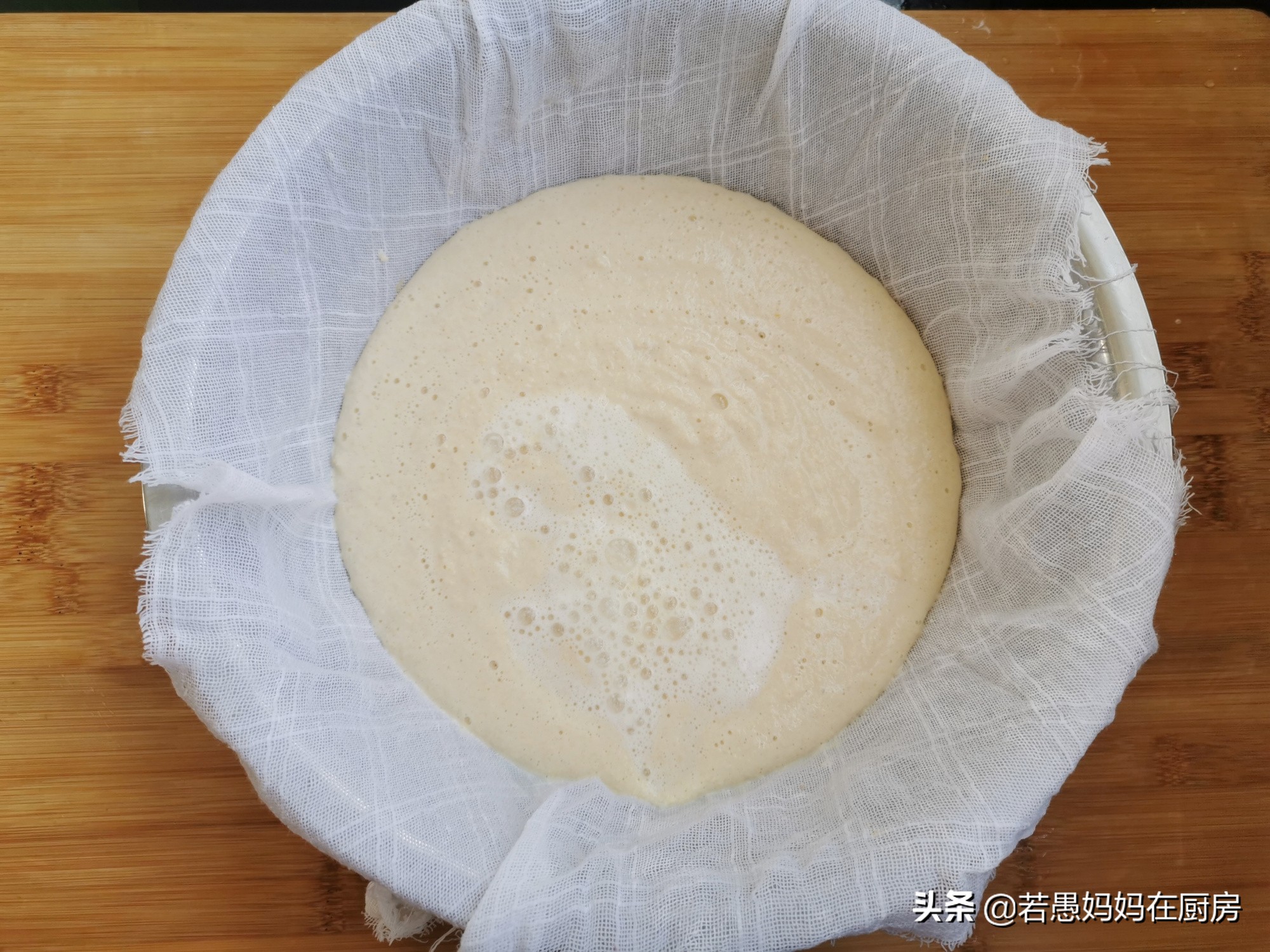 在家用1斤黄豆和白醋做豆腐,1碗黄豆2勺白醋教你在家自制豆腐