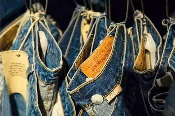 怎样预防牛仔裤褪色,牛仔裤褪色严重怎么清洗干净