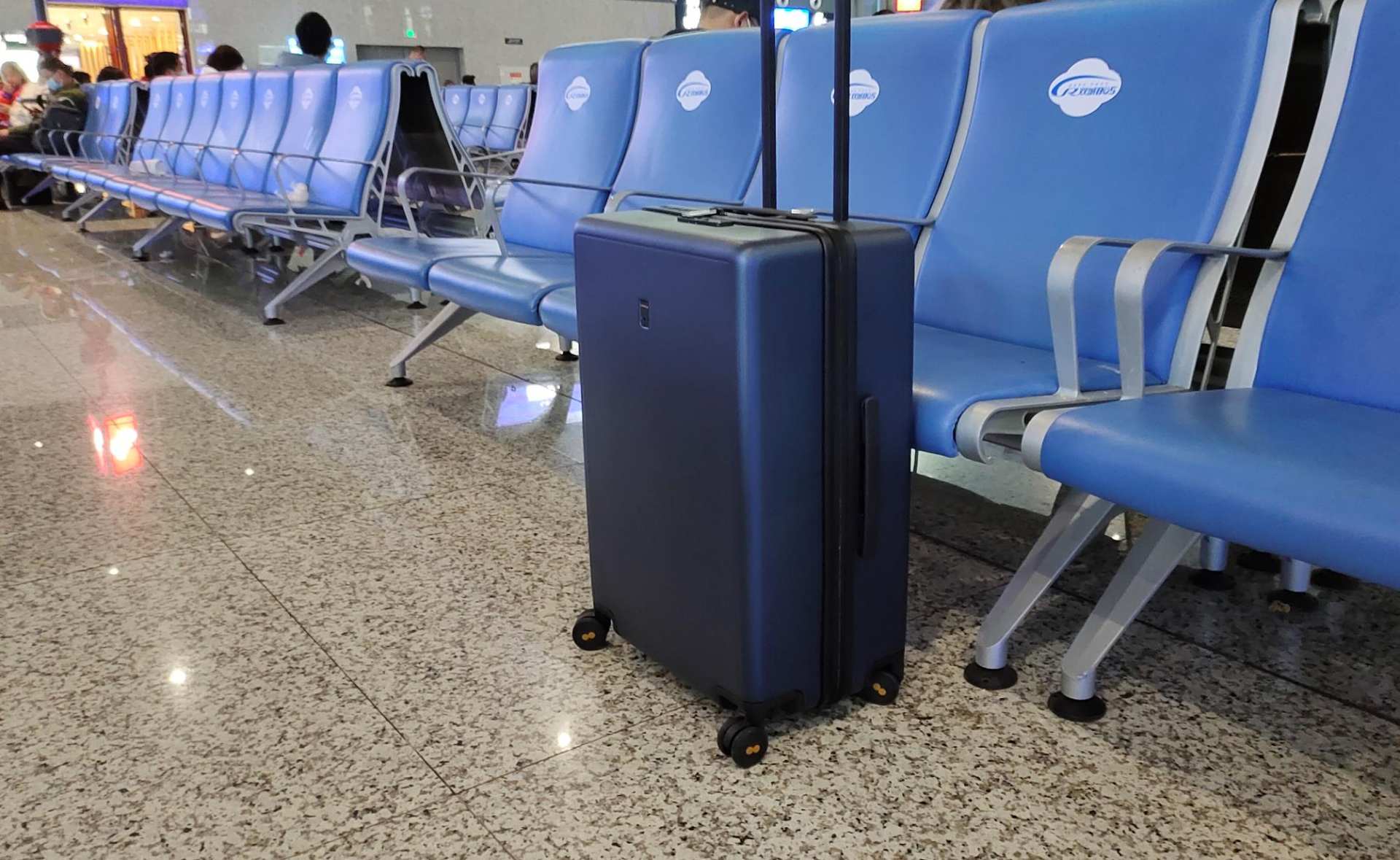 20寸行李箱测评地平线8号,level8地平线八号行李箱颜色