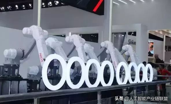 日本机器人和美国机器人,日本机器人对战美国机器人