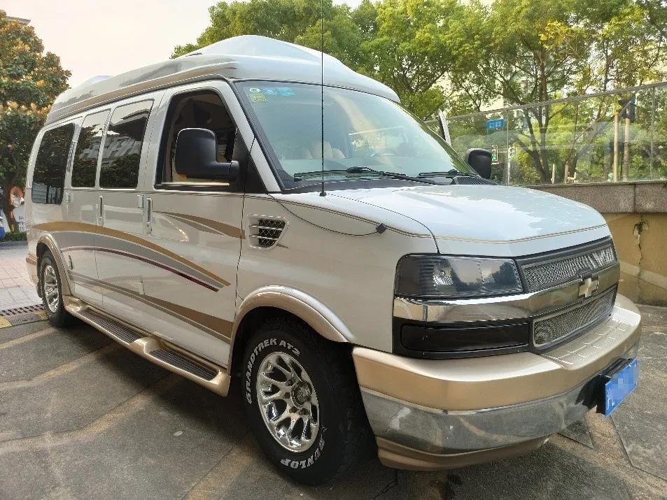 和埃尔法抗衡的保姆车,一百多万的保姆车埃尔法