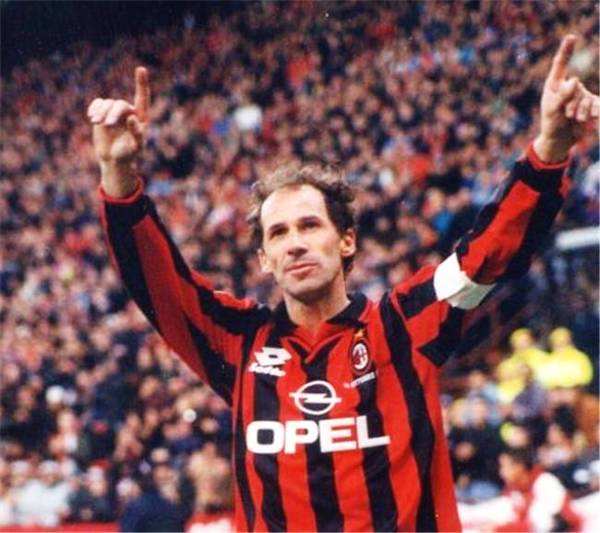 足球极致防守集锦马尔蒂尼,马尔蒂尼足球集锦