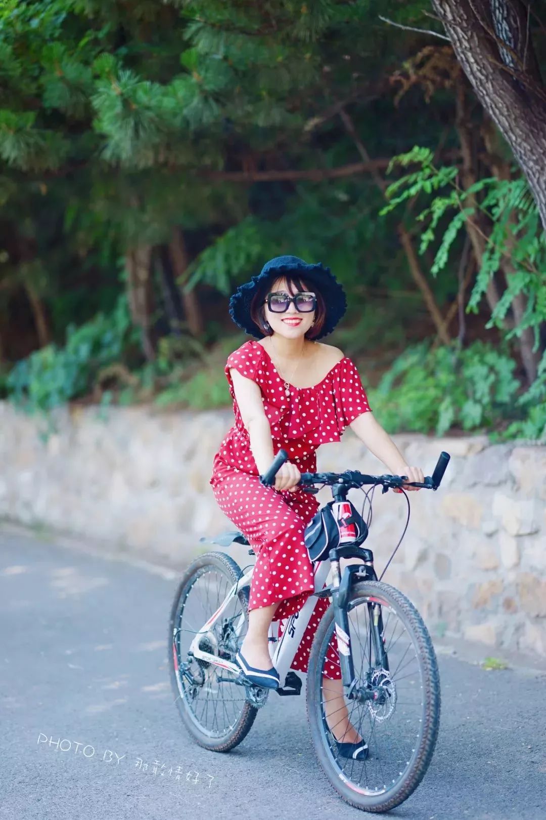 把古北水镇当景点就大错而特错了，你成功地浪费了所有时间和金钱