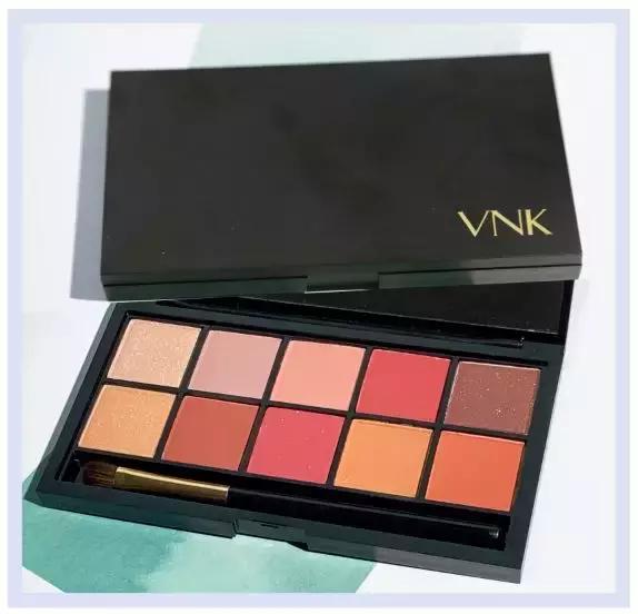 venusmarble九色眼影测评,橘朵的单色眼影新版和旧版对比