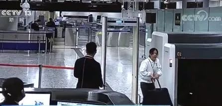 一对夫妻一年收入3000万,一对夫妻旅行挣2亿