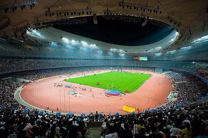 一座球场,一座标准足球场多大