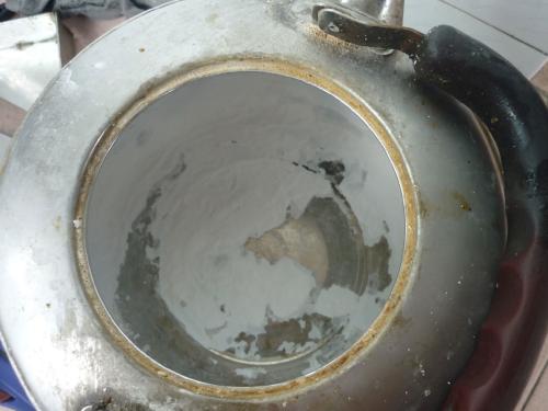 农村水壶用久了水垢太多,自家水井的水水垢太严重怎么办