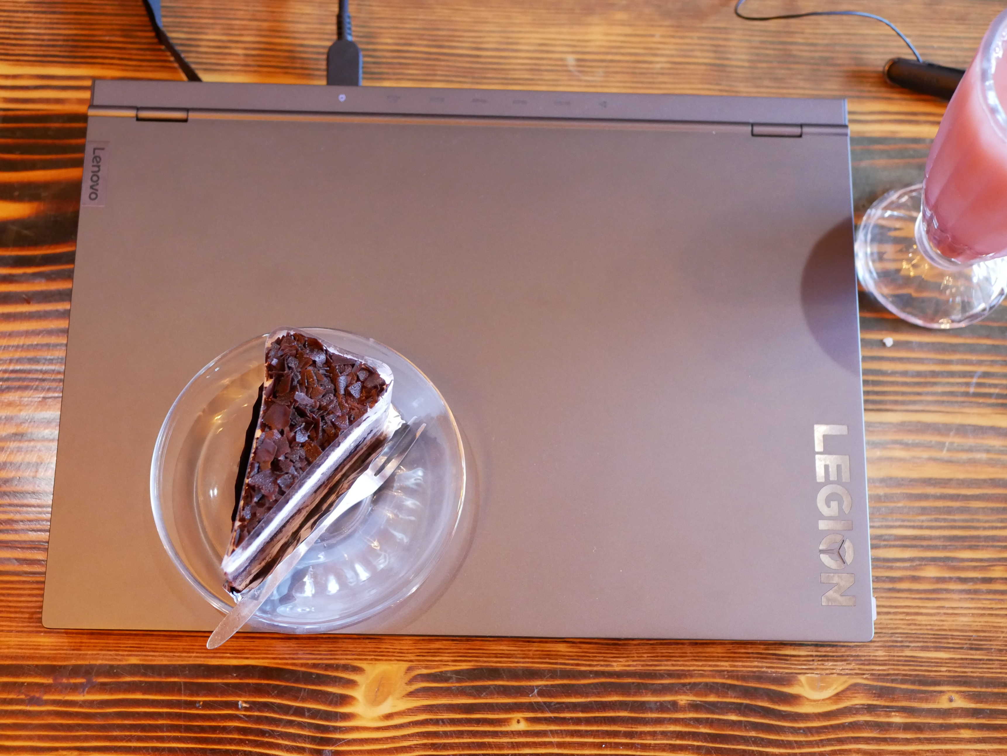 联想拯救者9000K简评：可能是最接近我心中完美标准的笔记本