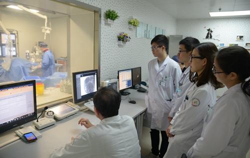 适合二本学生的五个“医学专业”，工作好找工资高，越老越吃香