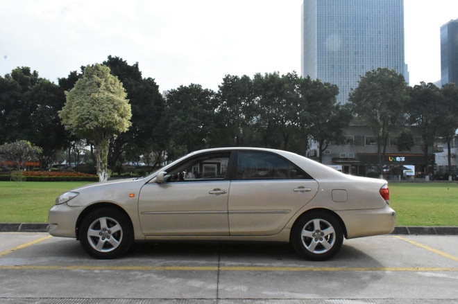 中庸之道2030,05款佳美2.4试驾