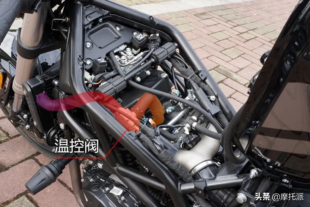 大虾拆车,赛科龙rz3s座高测评