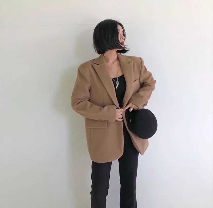 中长款大衣怎么穿显高,显高显瘦显腿长的大衣