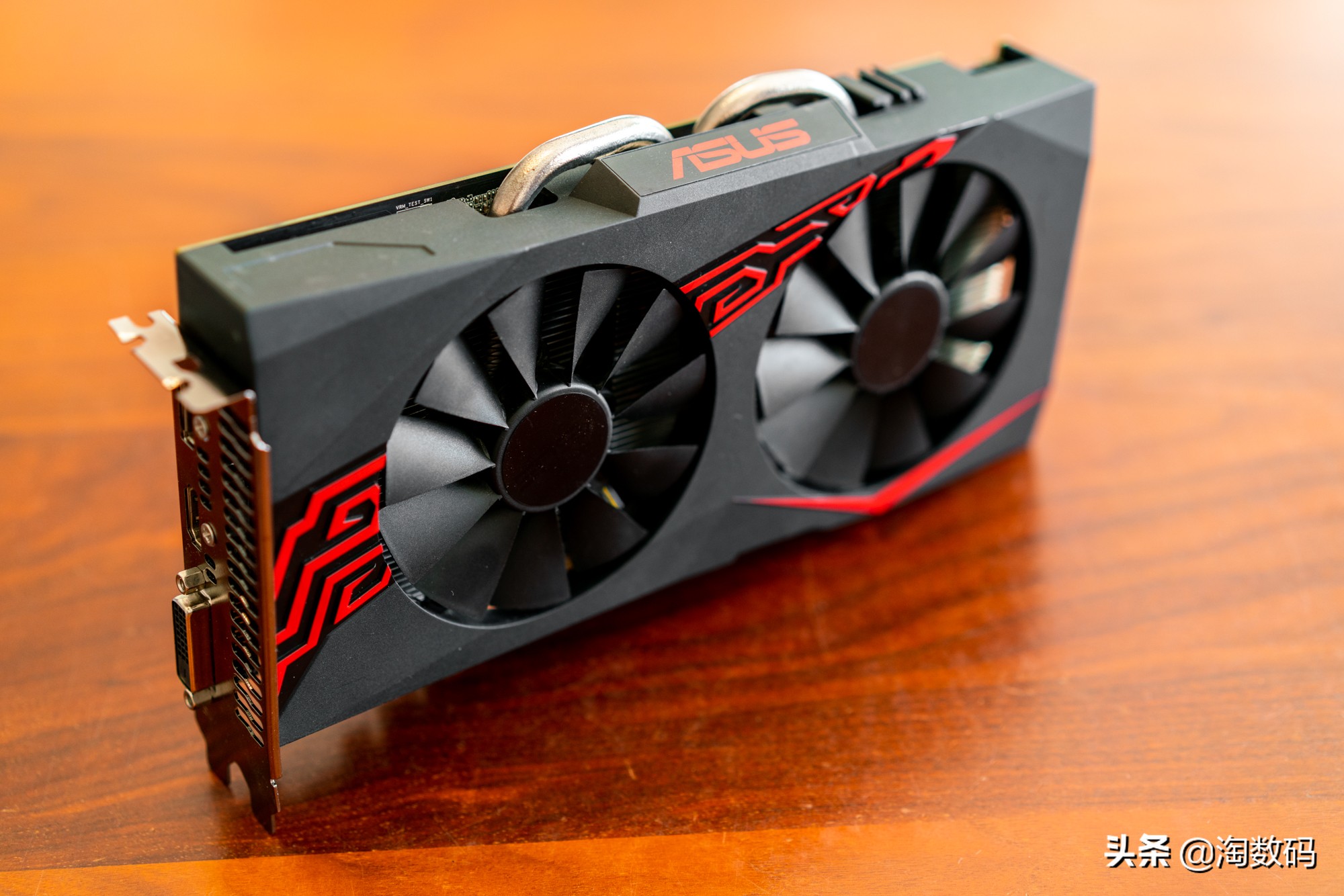 华硕rx5808g对比1660ti,华硕rogrx5808g游戏测试
