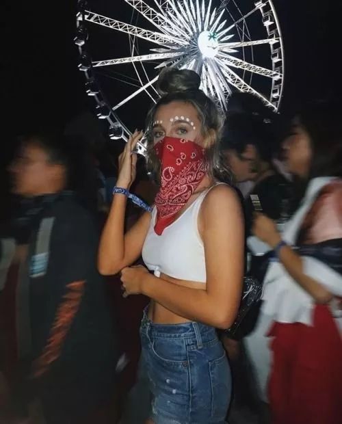 碧昂丝90年代,碧昂丝最新服装