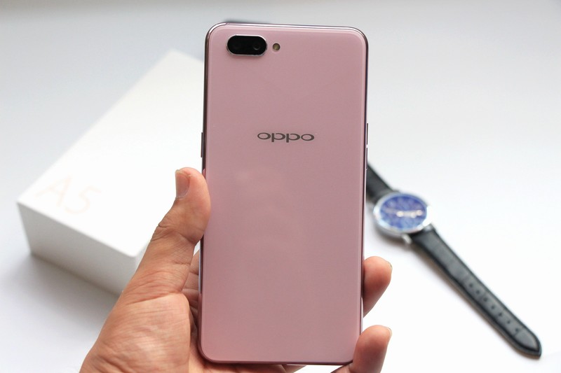 opporeno8不再高价低配,oppo低价高配版手机有哪些