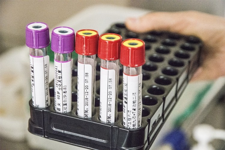 医生，我的检查结果为什么不能用？