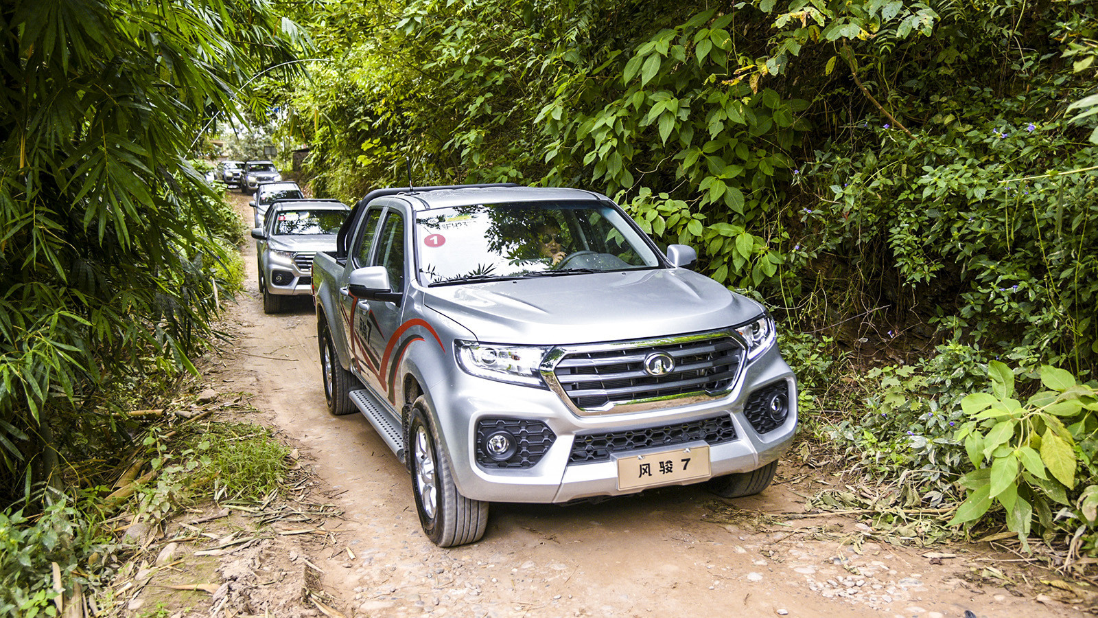 江铃宝典皮卡风骏72021款,风骏7四驱2t柴油2018款皮卡多少钱